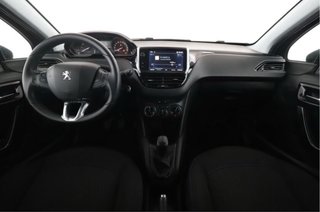 Peugeot 208 2016