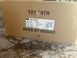 Zapatillas Adidas Yeezy QNTM nuevas a estrenar