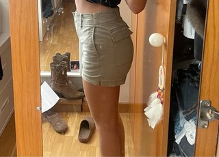 Pantalón corto H&M elástico verde