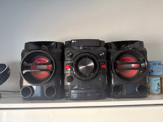 Equipo de música LG Bluetooth Negro