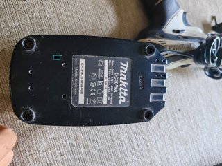 Taladro Makita DC10WA + Batería