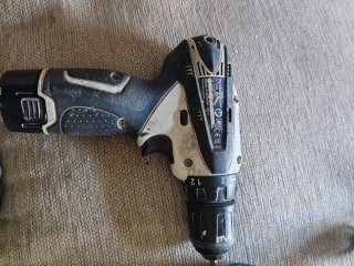 Taladro Makita DC10WA + Batería
