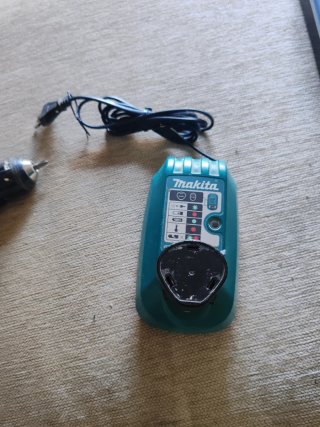 Taladro Makita DC10WA + Batería