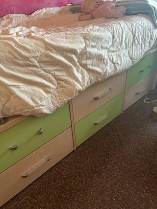 Cama 90x1,90 con cajones