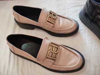 Botines azul marino y mocasines