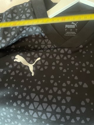 Camiseta deportiva Puma negra