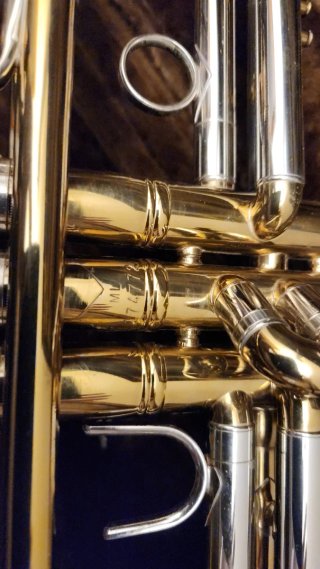 Trompeta Bach Stradivarius 37