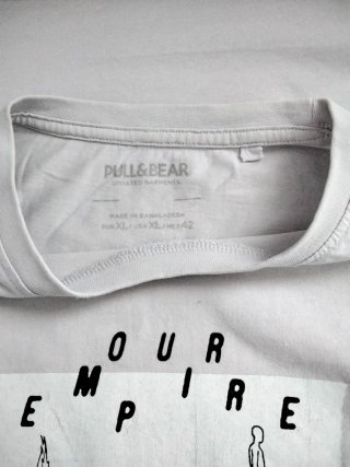Camiseta Pull&Bear Estampada