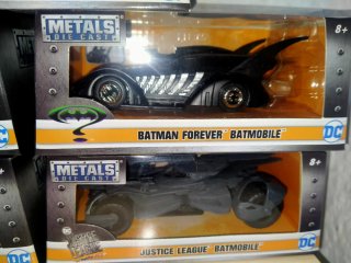 Modellini di auto di Batman Jada