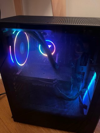 Torre PC AeroCool Negra RGB