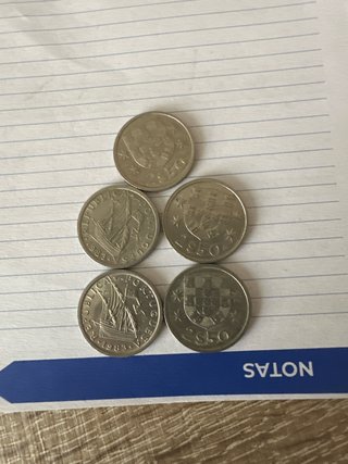Lote 5 monedas 2.5 escudos Portugal 1983