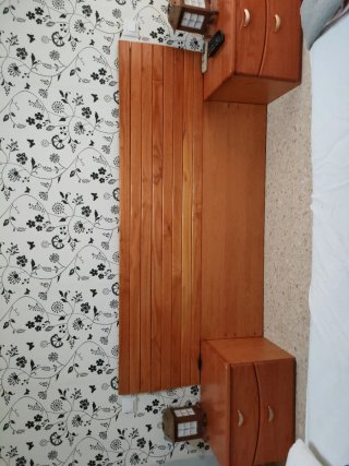 Cabecero de madera para cama de matrimonio