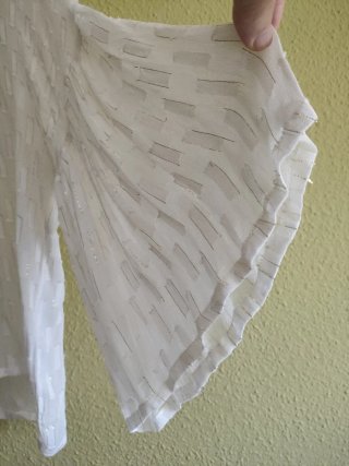 Blusa Amichi blanca con detalles