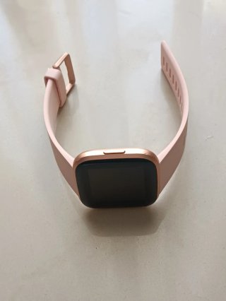 Fitbit Versa 2 Smartwatch rosa