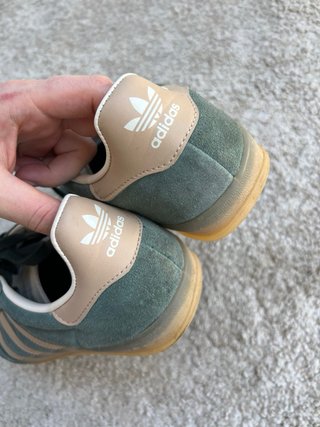 Adidas Gazelle Verde Bosque Talla 42