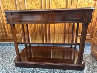 Mesa auxiliar
