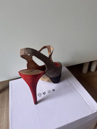Zapatos de tacón con plataforma Talla 39