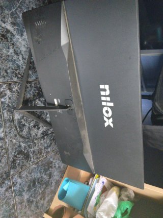 Monitor Gaming Nilox 32 pulgadas para piezas