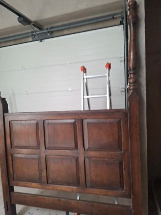 Cama de 1,50m Madera Nogal Maciza. Pieza única.