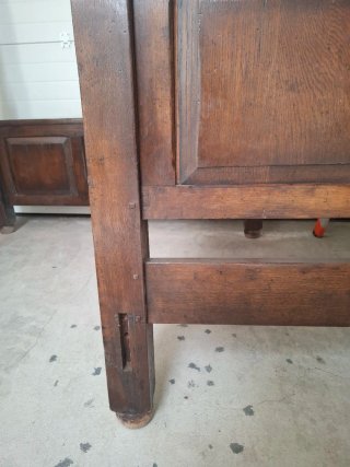 Cama de 1,50m Madera Nogal Maciza. Pieza única.