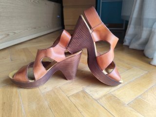 Sandalias Piel Marrón