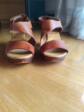Sandalias Piel Marrón