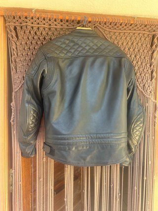 Chaqueta de cuero negra para moto. Arista XL