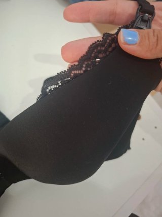 Sujetador negro con encaje lactancia.