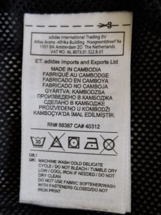 Chaqueta Adidas Negra y Blanca