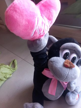 Peluche scimmia rosa