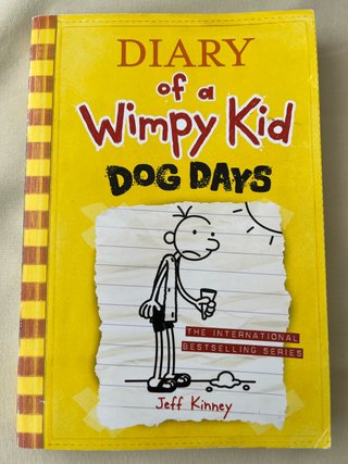 Diary of a Wimpy Kid 04. Dog Days