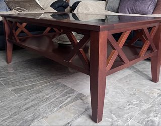 Mesa de centro en madera cerezo colonial cristal