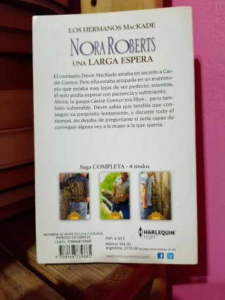 Libro "Una larga espera" de Nora Roberts