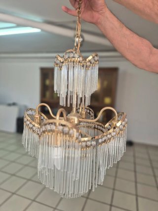 Lámpara antigua de cristal dorada