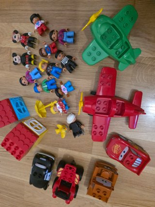Scatola di pezzi Lego Duplo