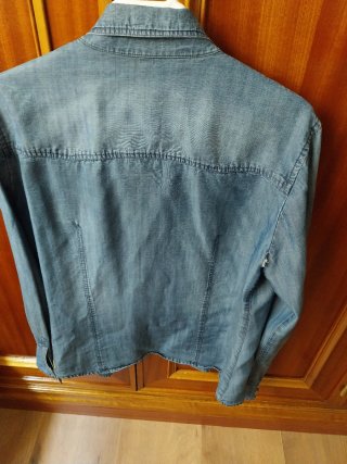 Camisa vaquera o sobrecamisa