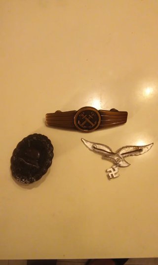 Insignias militares alemanas (3 piezas)