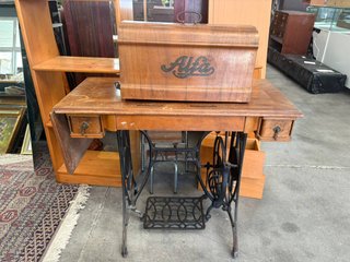MÁQUINA DE COSER ALFA