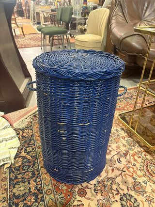 CESTO DE MIMBRE AZUL