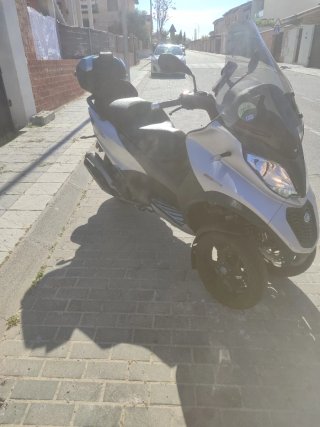 Piaggio MP3 500 HPE sport Advance Gris Plata