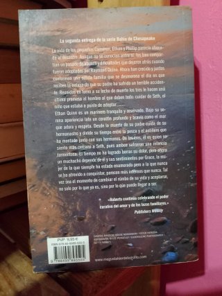 Libro "Cuando sube la marea" de Nora Roberts