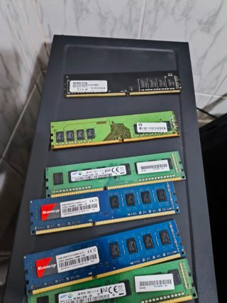 Memorias 2x8gb RAM DDR4 y 4x4 GB DDR3