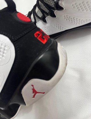 Jordan Air Retro 9 Negro Blanco
