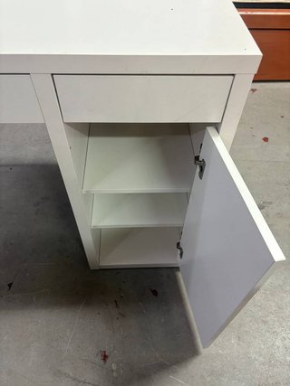 ESCRITORIO MODERNO BLANCO
