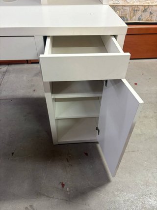ESCRITORIO MODERNO BLANCO