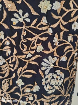 Camisa bordada floral