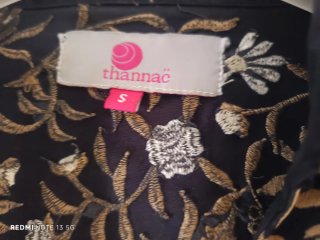 Camisa bordada floral