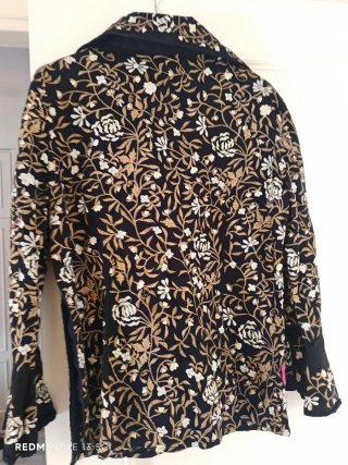 Camisa bordada floral