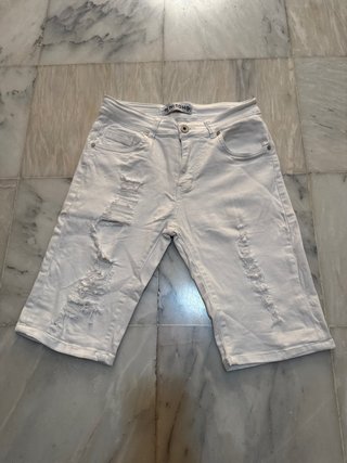 Pantalones vaqueros blancos rotos