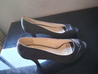 Zapatos de tacón negros